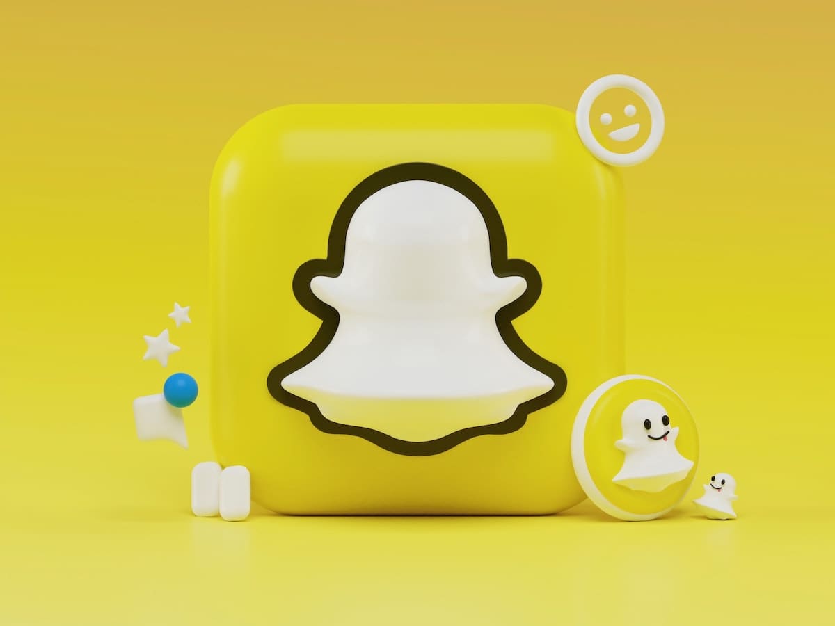 A Guide to Snapchat for Ecommerce Featured Image